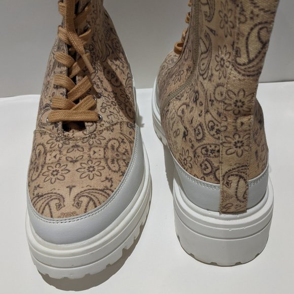 LAST DAY Free People Paisley Canvas Lace-up Hiker Design Boots NWOT Size 7 - Picture 6 of 11